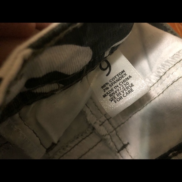 Camo shorts - Picture 4 of 4